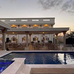 El Palacio Hotel & Resort